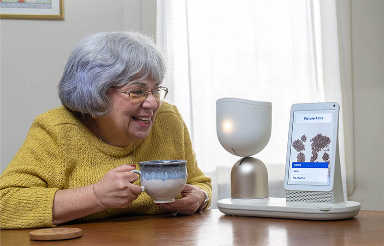 ElliQ user Gloria communicates with the robot to avoid loneliness on the CoBot-I-7 scale.