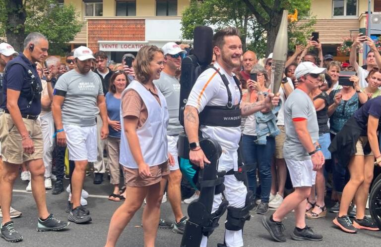 Wandercraft exoskeleton used in Olympic torch relay