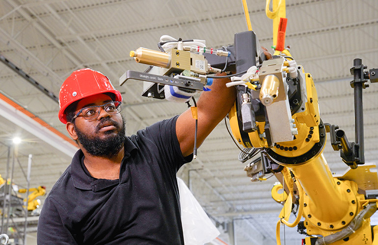 FANUC America’s industry growth and customer demand for robotics and automation products helped create over 400 jobs in Michigan since 2019.